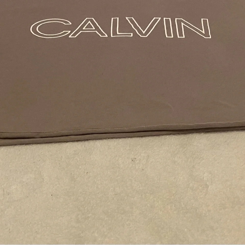 Calvin Klein Cropped Shirt Size Large EUC - Picture 2 of 6